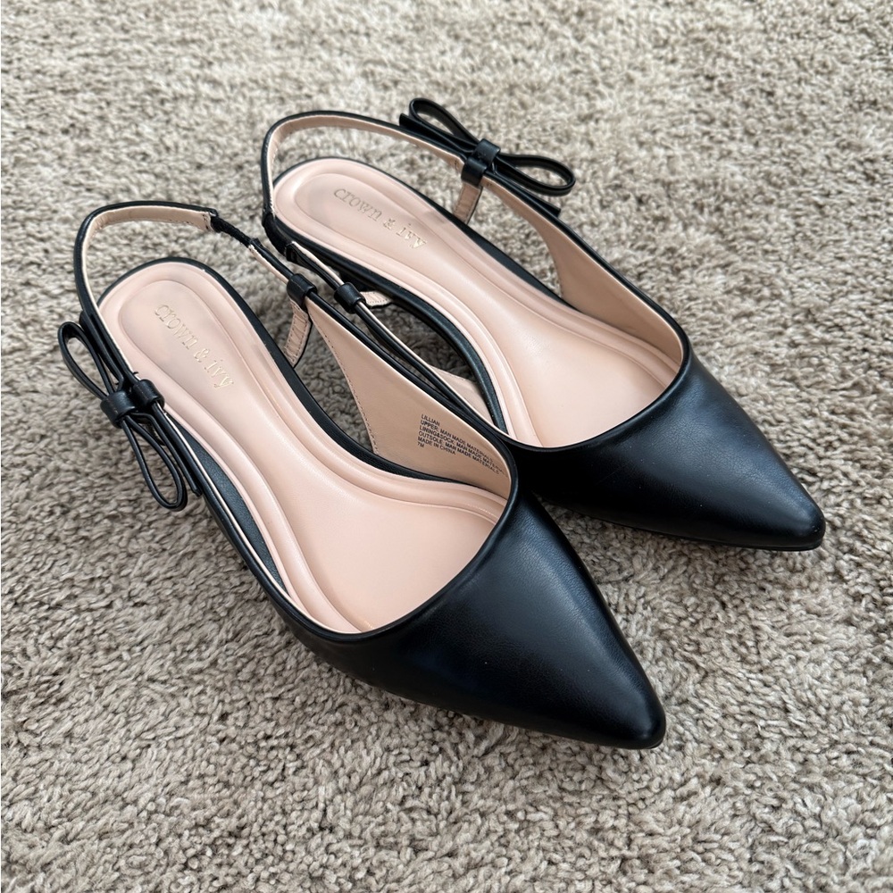 Crown & Ivy Black Slingback Heels